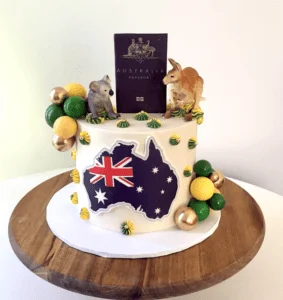A cake created by an Edible Cake Toppers customer