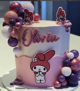 A cake created by an Edible Cake Toppers customer